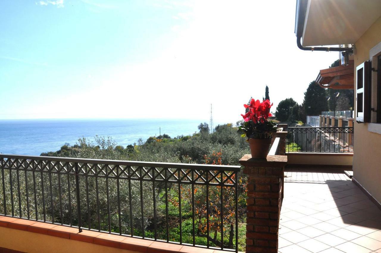 Villa Gemma di Mare Santa Teresa Di Riva Esterno foto