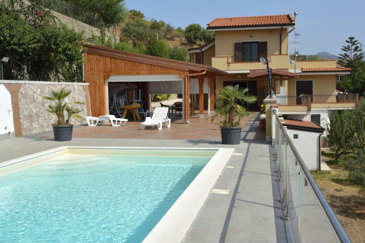 Villa Gemma di Mare Santa Teresa Di Riva Esterno foto