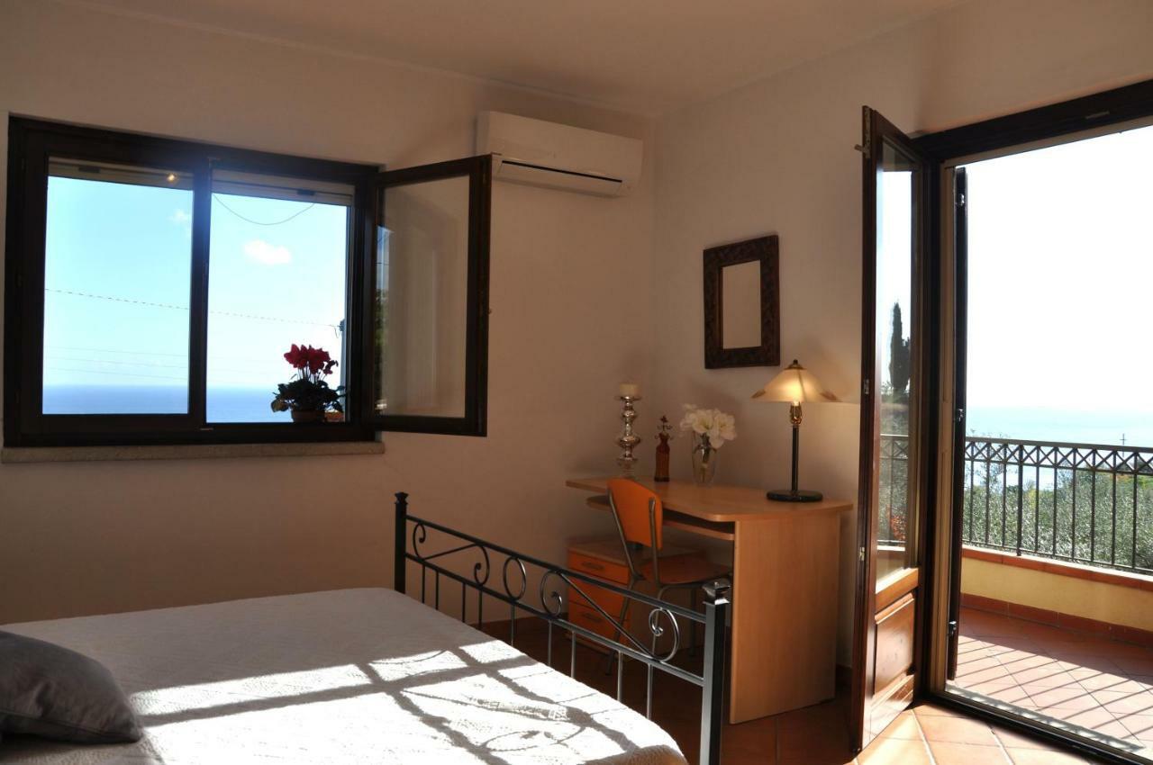 Villa Gemma di Mare Santa Teresa Di Riva Esterno foto