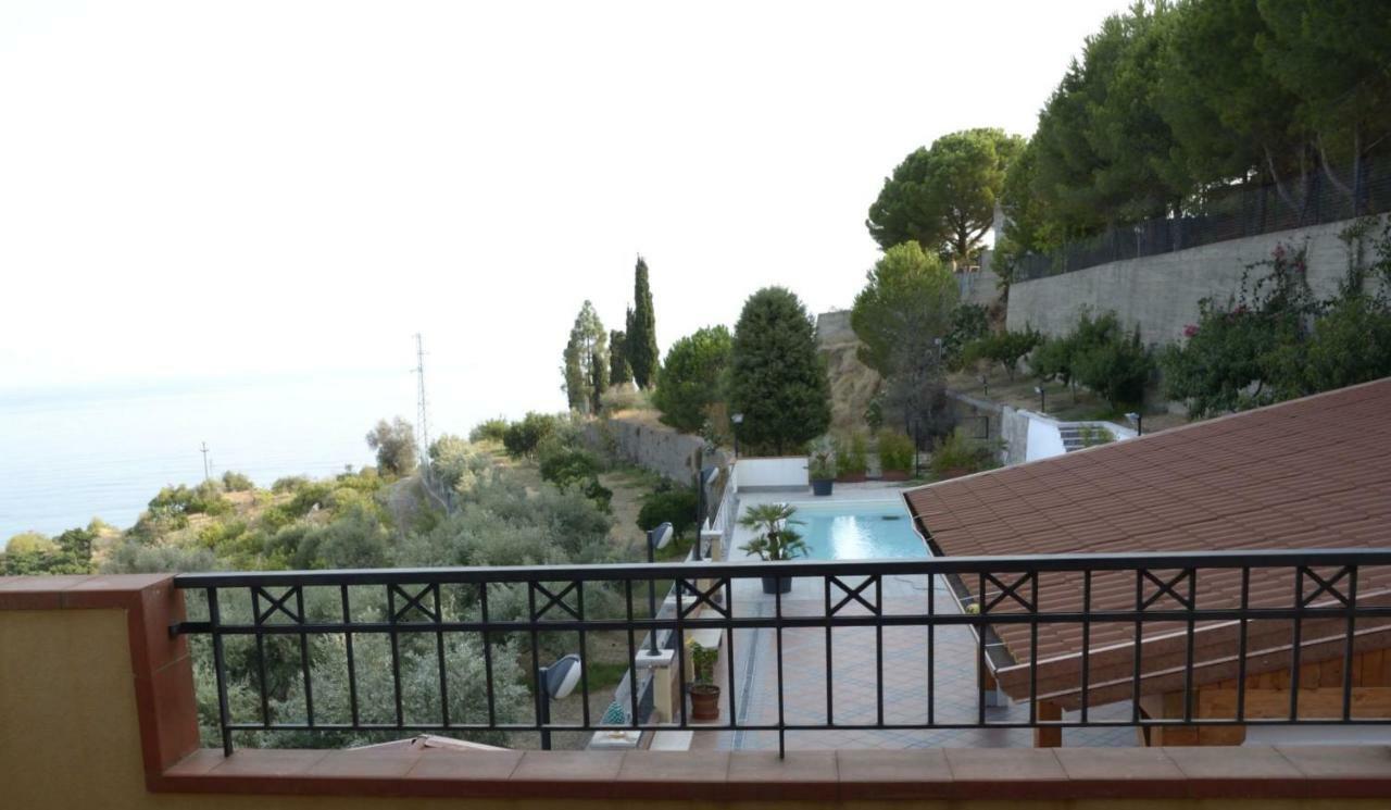 Villa Gemma di Mare Santa Teresa Di Riva Esterno foto